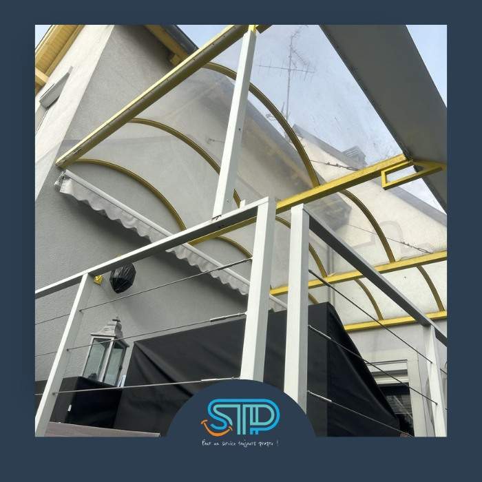 Nettoyage d'une marquise Strasbourg